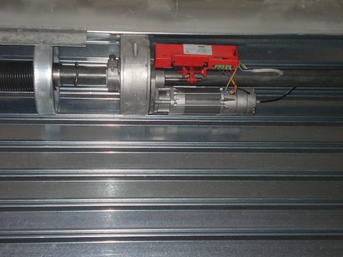 Motor Puerta Enrollable 2021 - Arreglar Reparacion Persianas Alicante