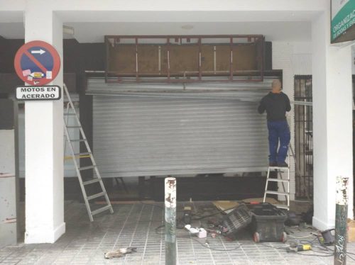 Que empresas ofrecen el servicio mas rapido de reparacion de persianas en Barcelona - Arreglar Reparacion Persianas Alicante