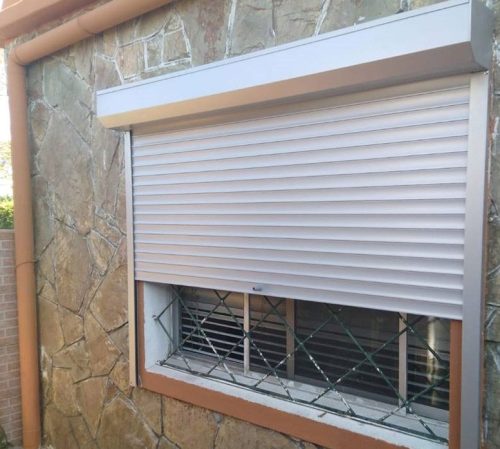 reparacion persianas casa 4 2021 - Arreglar Reparacion Persianas Alicante