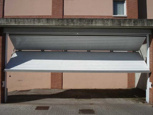 seguridad Basculantes 1 - Reparaci&oacute;n de Puertas de Garaje en Fuencarral-El Pardo Madrid