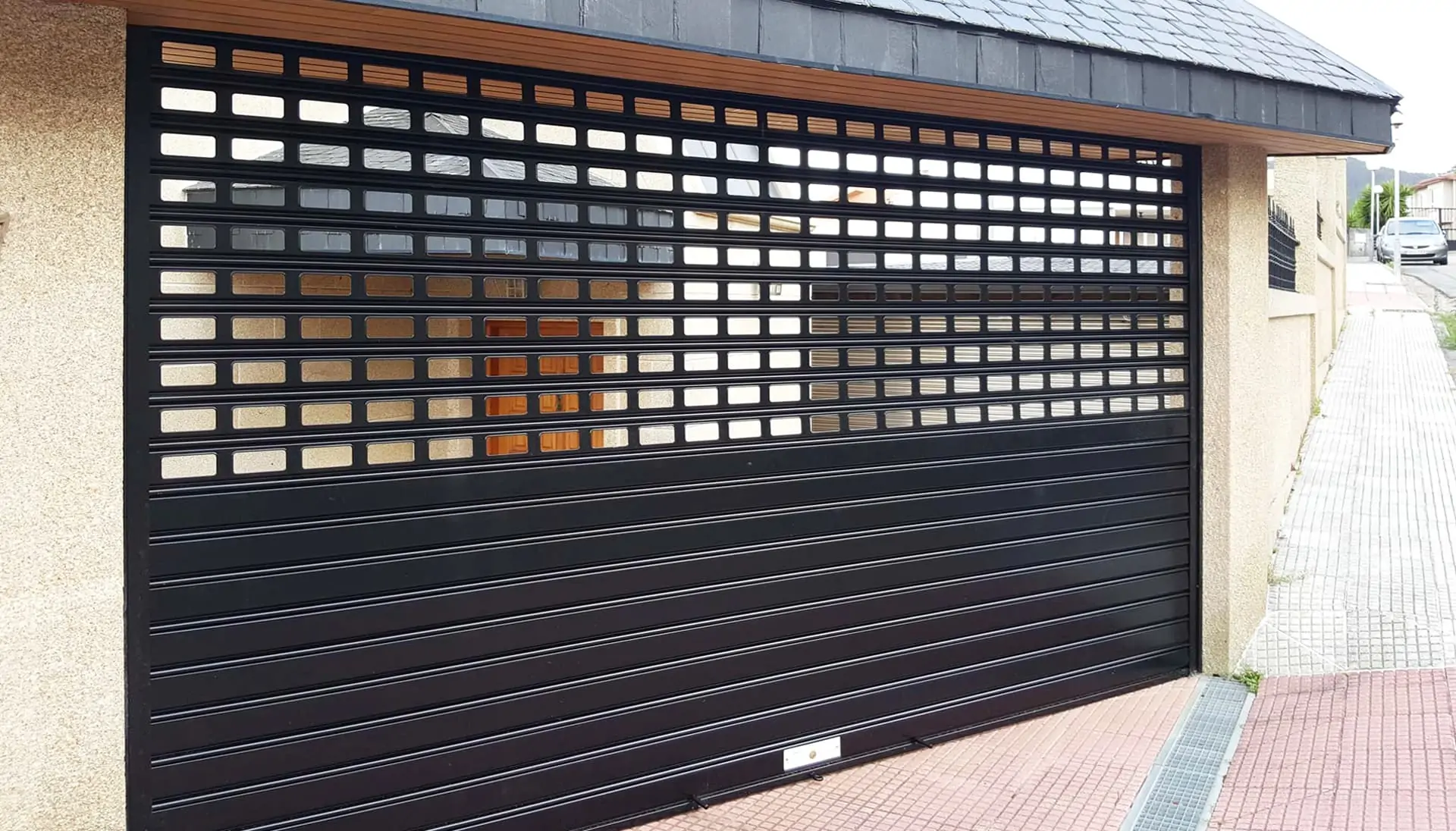 persianas de seguridad mas recomendadas para locales comerciales - &iquest;Cu&aacute;les son las persianas de seguridad m&aacute;s recomendadas para locales comerciales?