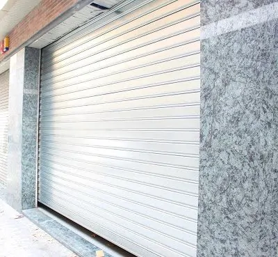 Que empresas ofrecen reparacion de persianas para locales comerciales Barcelona - &iquest;Qu&eacute; empresas ofrecen reparaci&oacute;n de persianas para locales comerciales en Barcelona?